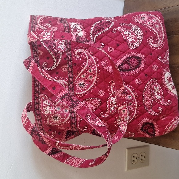 Vera Bradley Mesa Red Quilted Cotton Tote Bag Retired Paisley - Picture 5 of 12